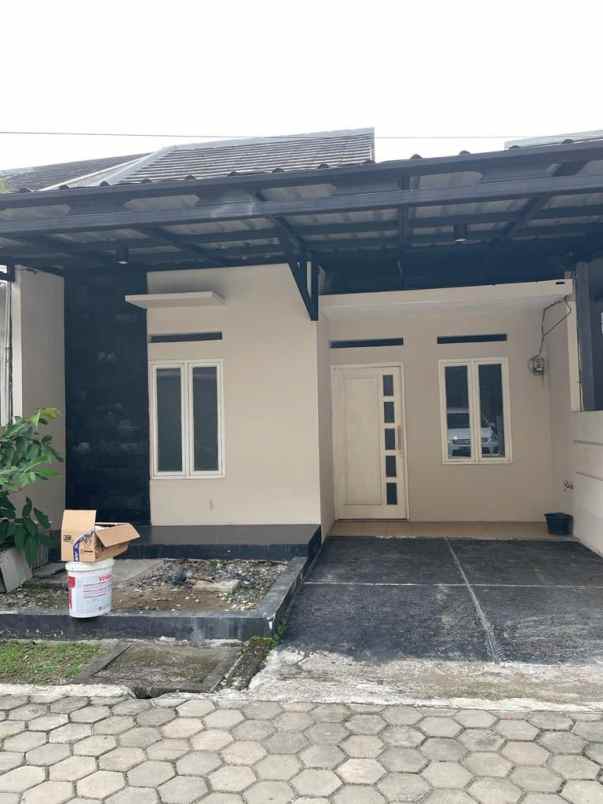 dijual rumah jalan kapin