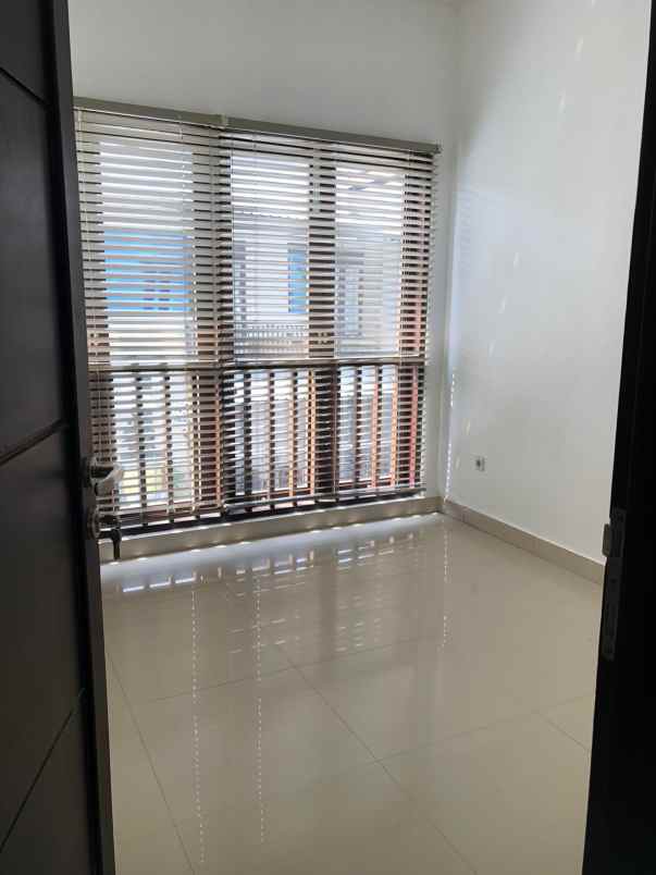 dijual rumah jalan kertadalam