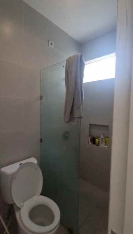 dijual rumah jalan north west central