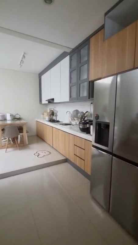 dijual rumah jalan north west central