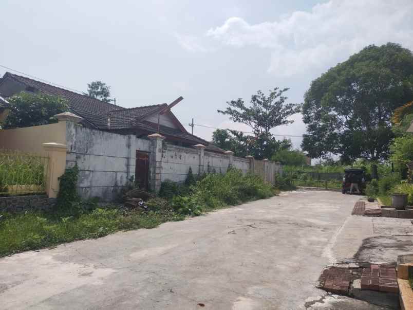 dijual rumah jalan palmerah