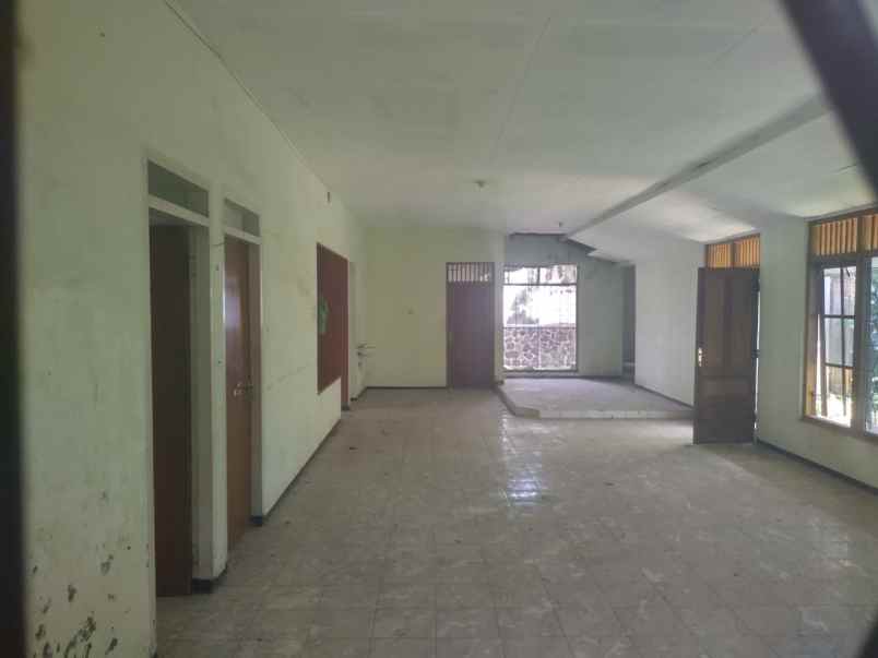 dijual rumah jalan palmerah