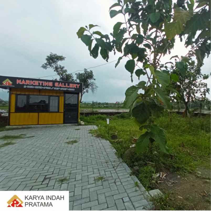 dijual rumah jalan pleret