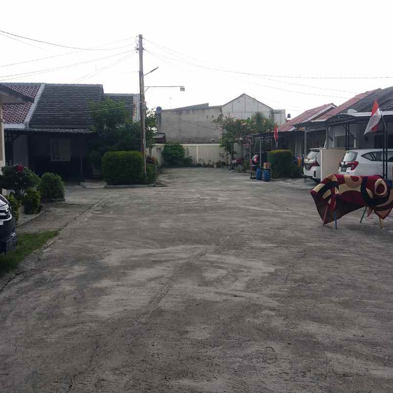 dijual rumah jalan raya beji