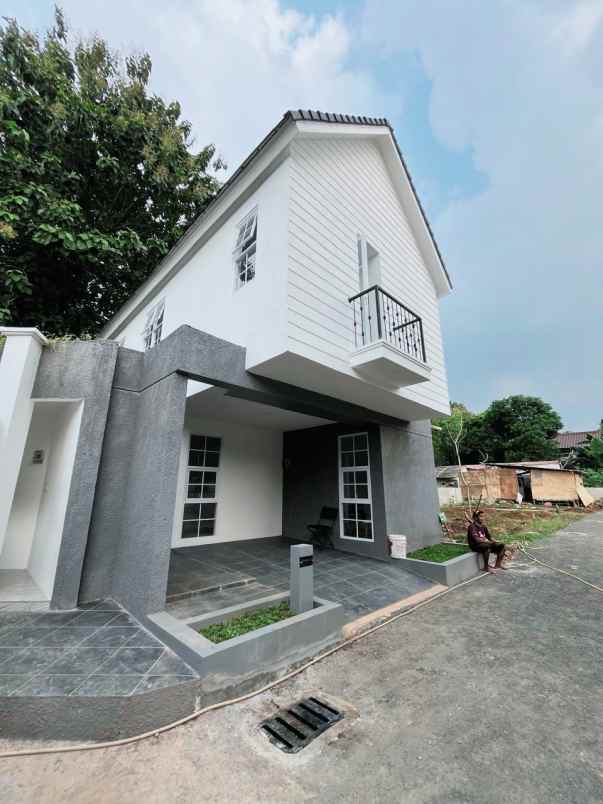 dijual rumah jalan raya cinere pondok