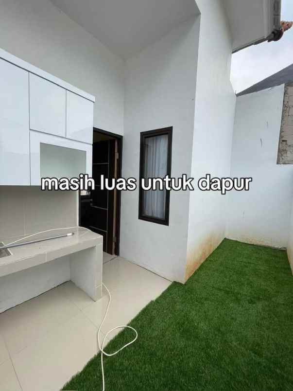 dijual rumah jalan raya lubang buaya