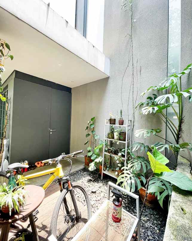 dijual rumah jalan raya pendowo