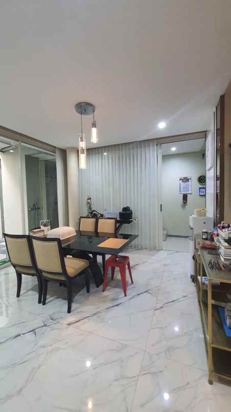 dijual rumah jalan stamford place citraland