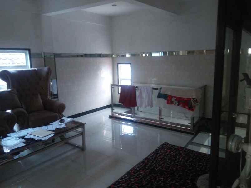 dijual rumah jalan sultan agung 2