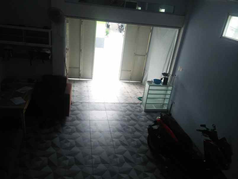 dijual rumah jalan sultan agung 2