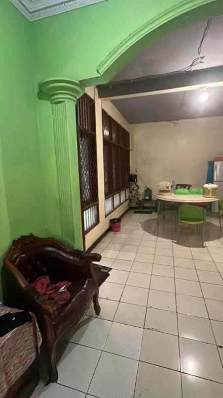 dijual rumah jalan utama b21 kemang