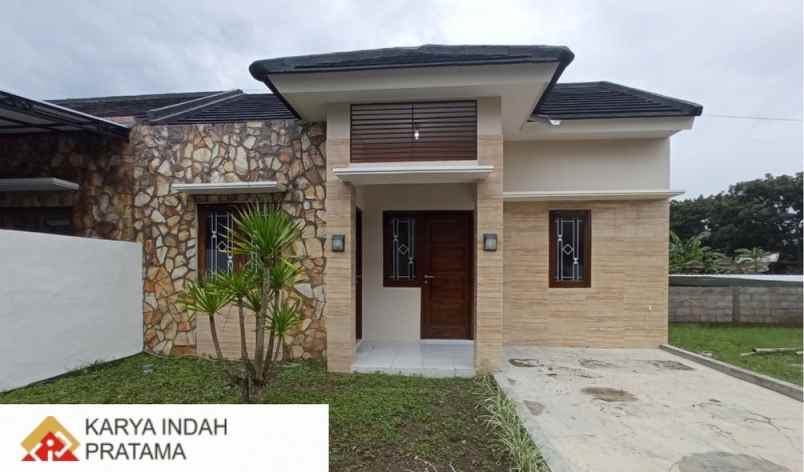 dijual rumah jambidan