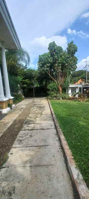 dijual rumah jati padang