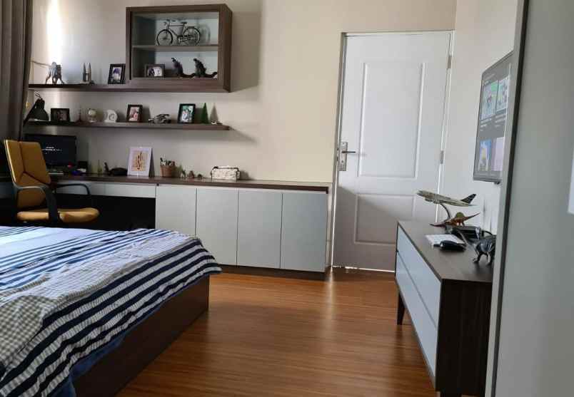 dijual rumah jaticempaka