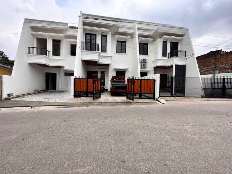 dijual rumah jatimakmur