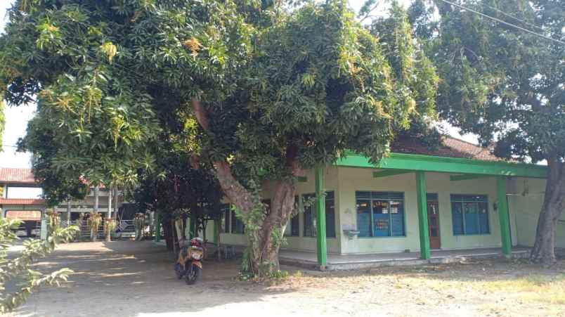 dijual rumah jatipelem