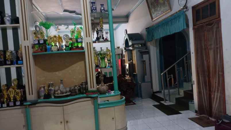 dijual rumah jatipelem