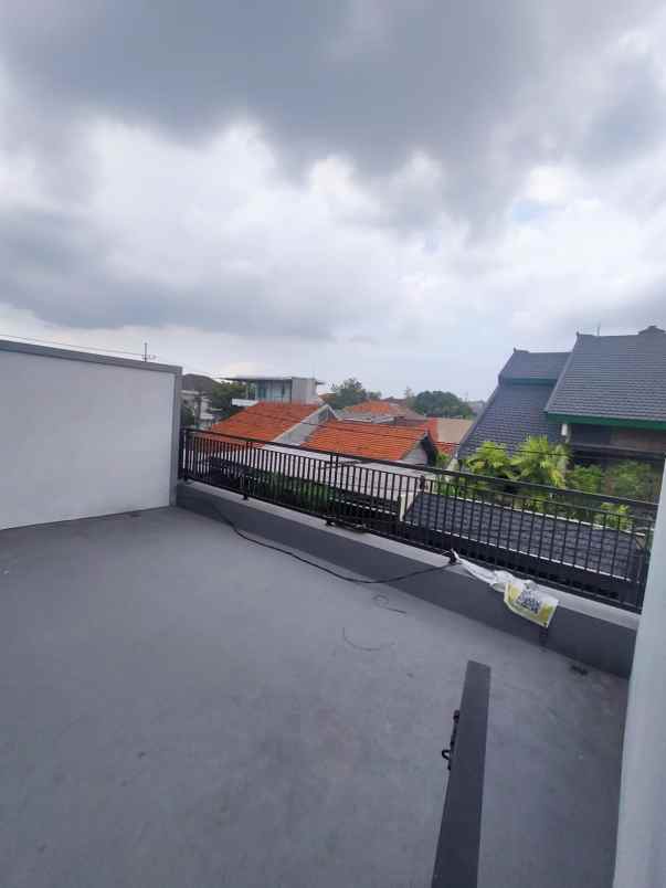 dijual rumah jemur andayani