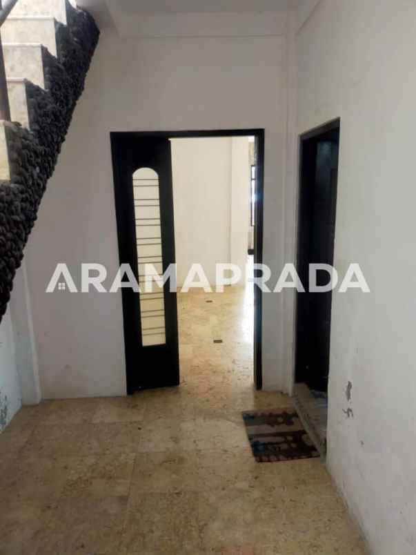 dijual rumah jimbaran