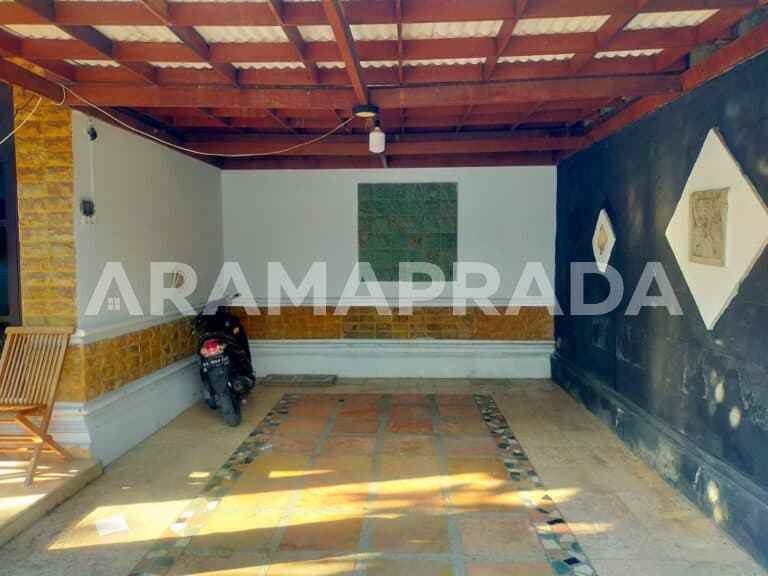 dijual rumah jimbaran