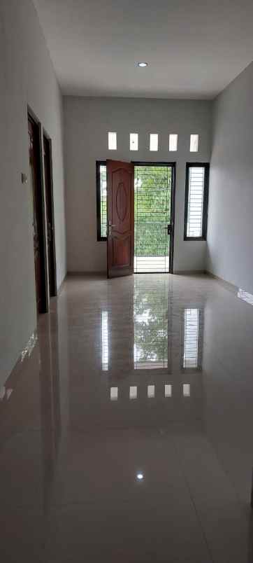 dijual rumah jl a yani km 33 loktabat utara