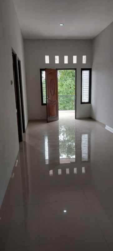 dijual rumah jl a yani km 33 loktabat utara