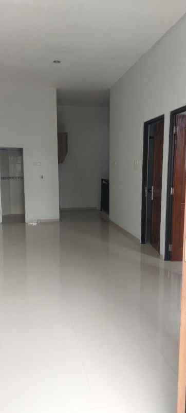 dijual rumah jl a yani km 33 loktabat utara