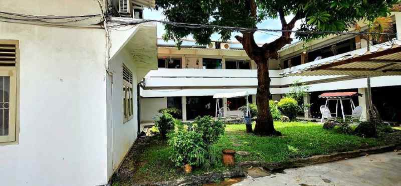 dijual rumah jl anjasmara