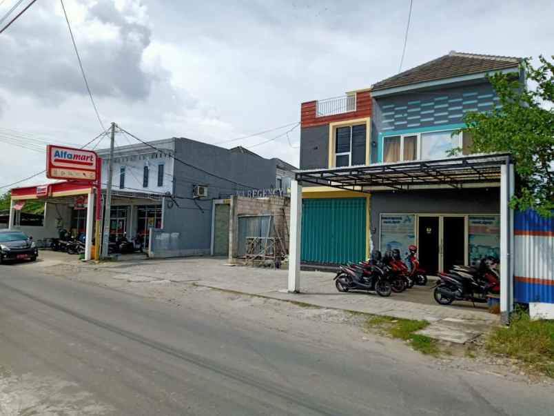 dijual rumah jl benteng pancasila