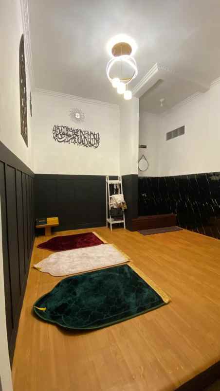 dijual rumah jl bougenville permai