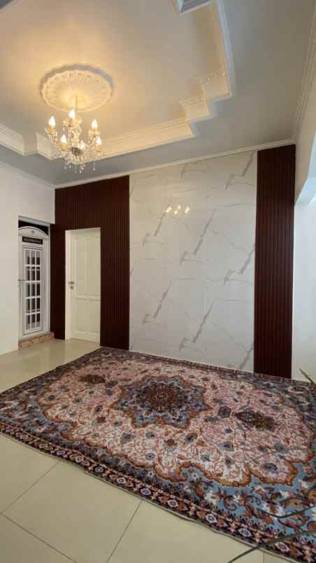 dijual rumah jl bougenville permai