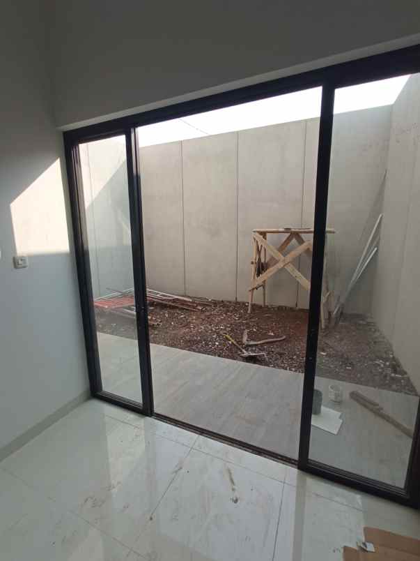 dijual rumah jl cijagra suryalaya