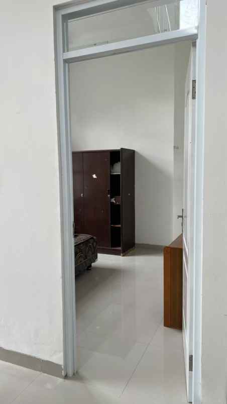 dijual rumah jl cisaranten arcamanik