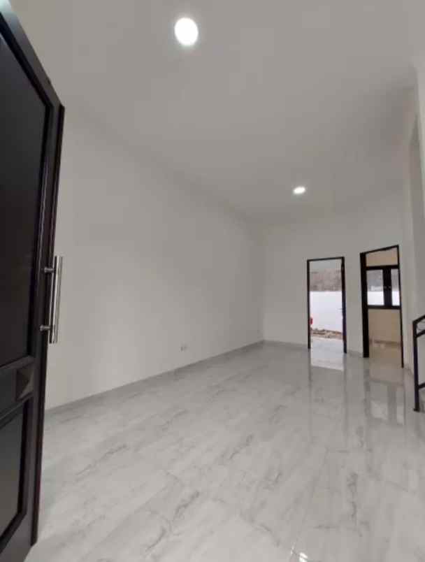 dijual rumah jl condet jakarta timur