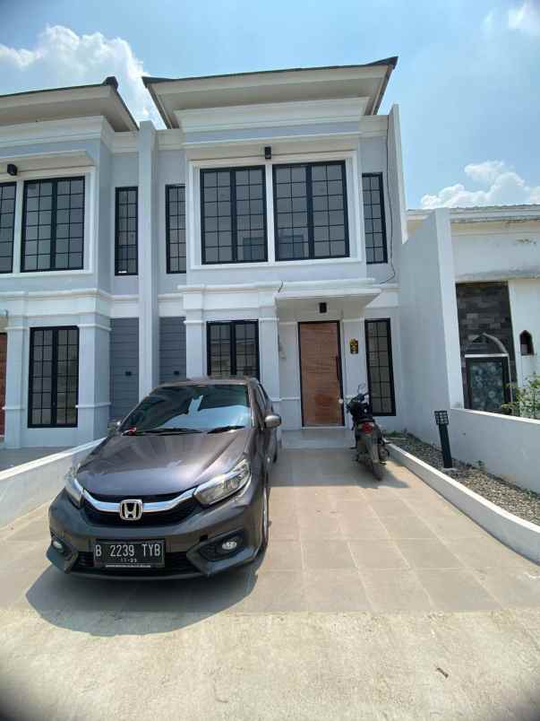 dijual rumah jl dago cikuda parung