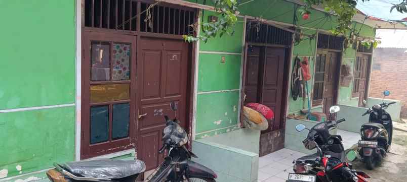 dijual rumah jl dewi sartika margahayu