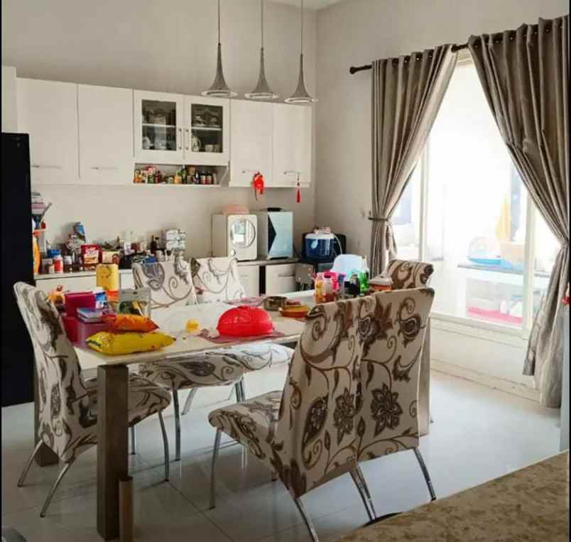 dijual rumah jl dharmahusada indah