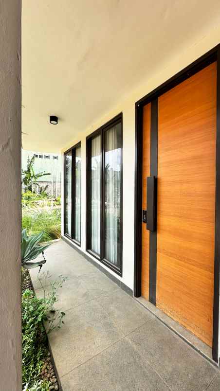 dijual rumah jl h kuling petukangan