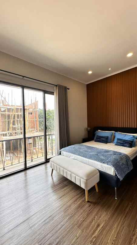 dijual rumah jl h kuling petukangan