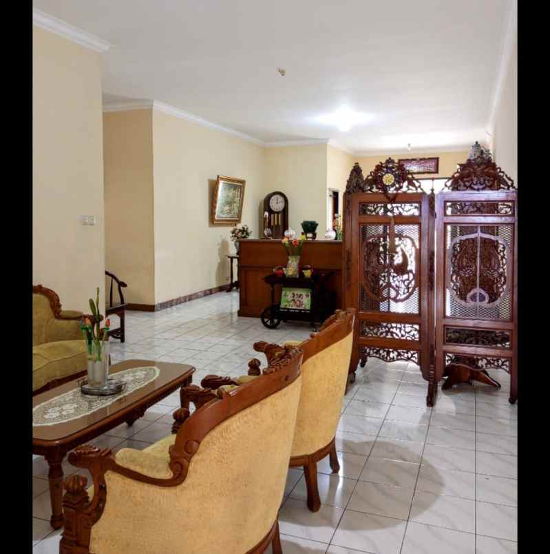 dijual rumah jl h samali pejaten barat