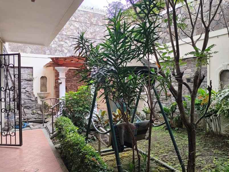 dijual rumah jl idi adiadimadja kel