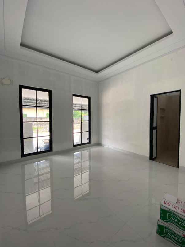 dijual rumah jl jendral sudirman pekanbaru