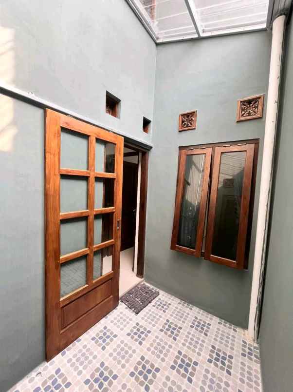 dijual rumah jl kaliurang km 10