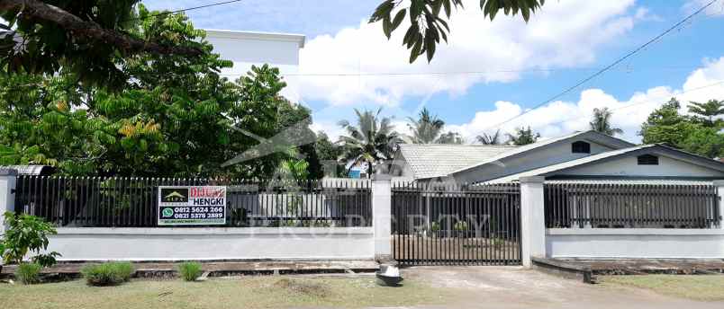 dijual rumah jl kapten tendean