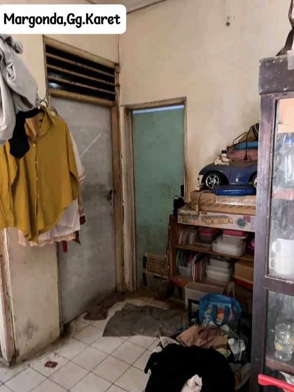 dijual rumah jl karet kemiri muka
