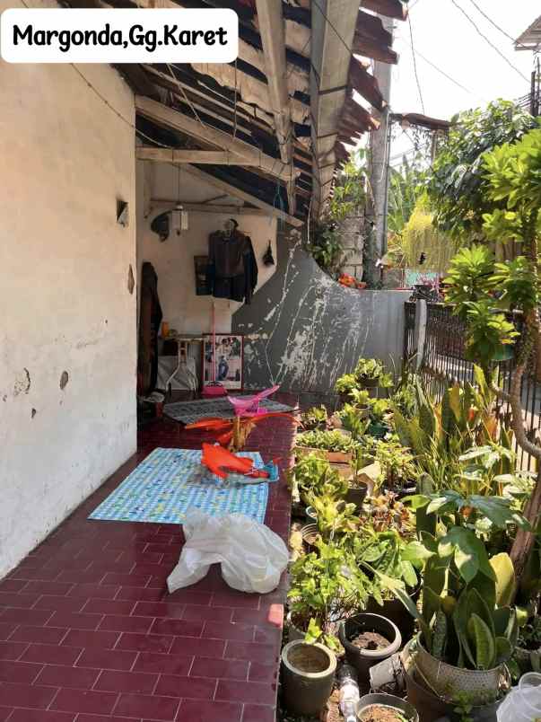 dijual rumah jl karet kemiri muka