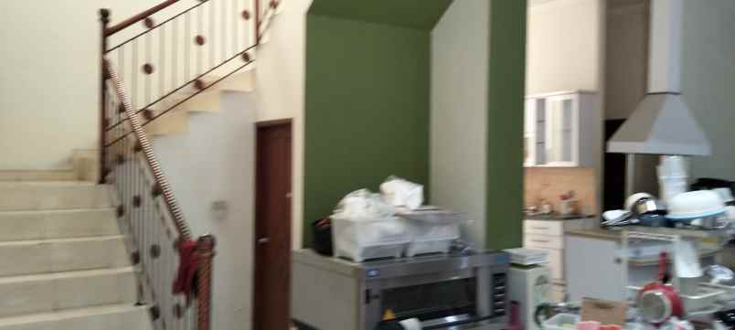 dijual rumah jl kemanggisan raya rt 2