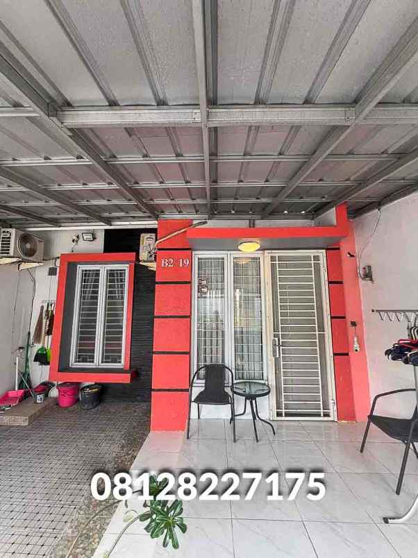 dijual rumah jl kemiri raya pd cabe