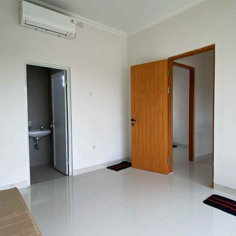 dijual rumah jl kemiri raya rt 003 rw