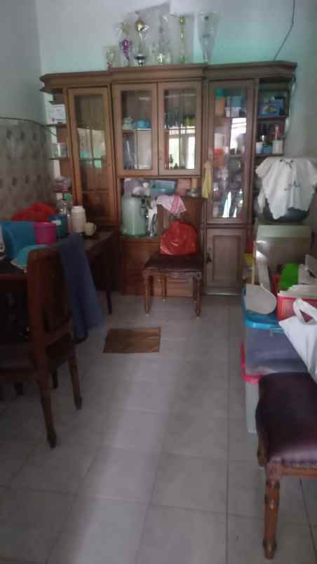 dijual rumah jl komplek griya bintara